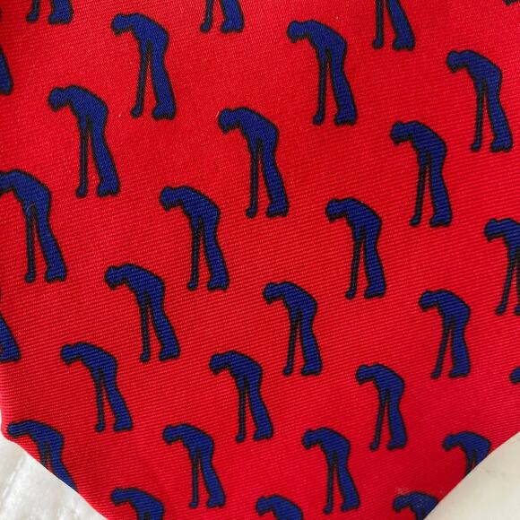 Alynn Neckwear "An Easy Putt" 1993 Printed Golfer Tie Red Navy Blue - Picture 2 of 3